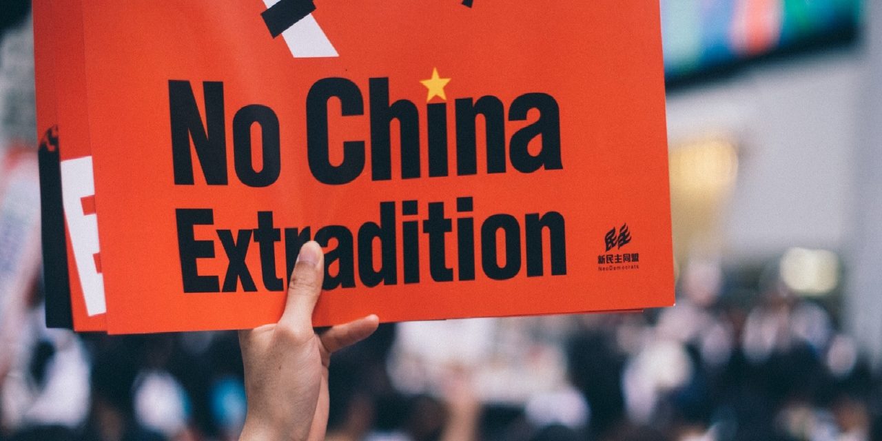 Vil Kina gripe militært inn i Hong Kong?