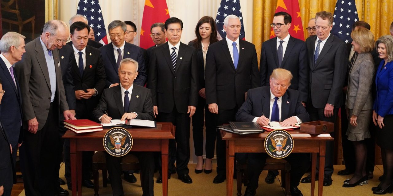 Kina og USA har signert handelsavtale