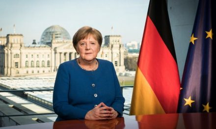 Forbundskansler Angela Merkel har i dag ledet CDU i 20 år