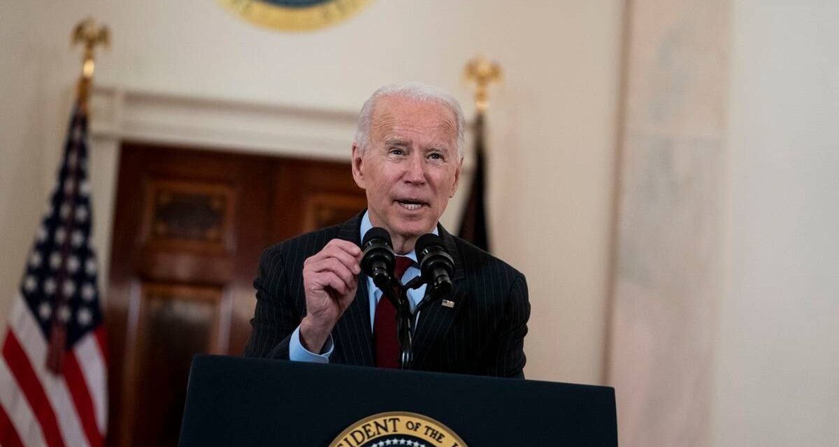 Biden-administrasjonen sanksjonerer russerne