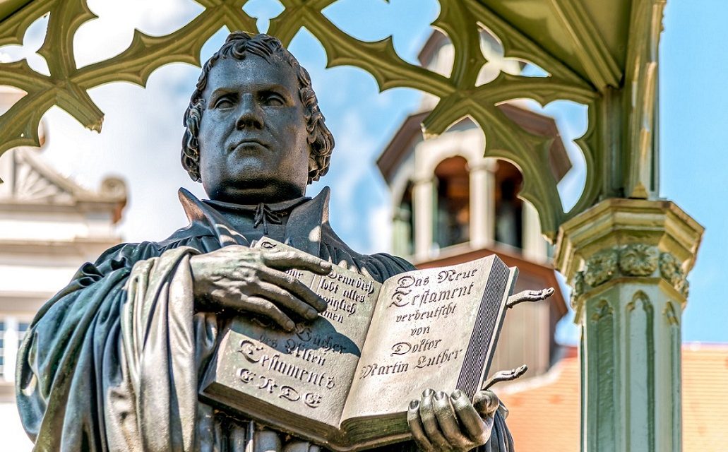 Luthers forbud mot enhetlig kristendom 500 år