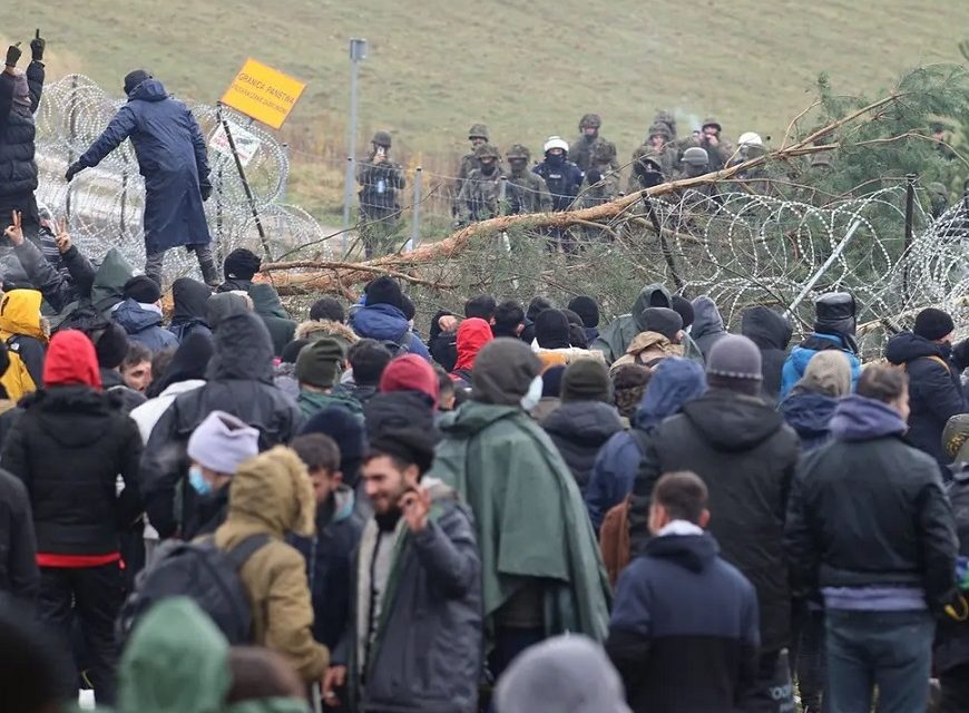 Belarus bedriver hybridkrig med migranter som våpen