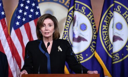 Nancy Pelosi stiller til gjenvalg