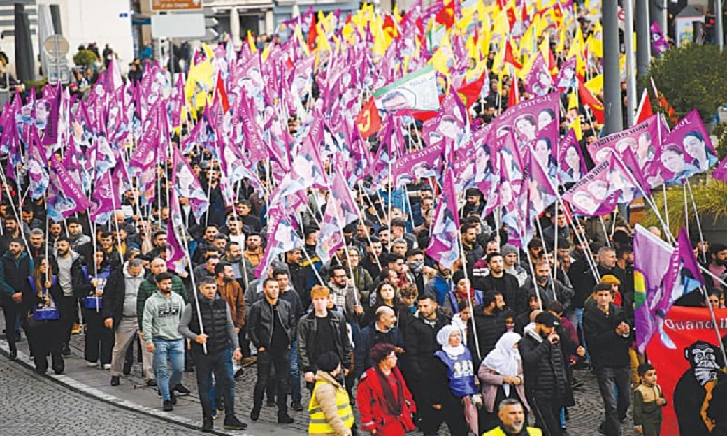 Kurdish memorial march in Paris