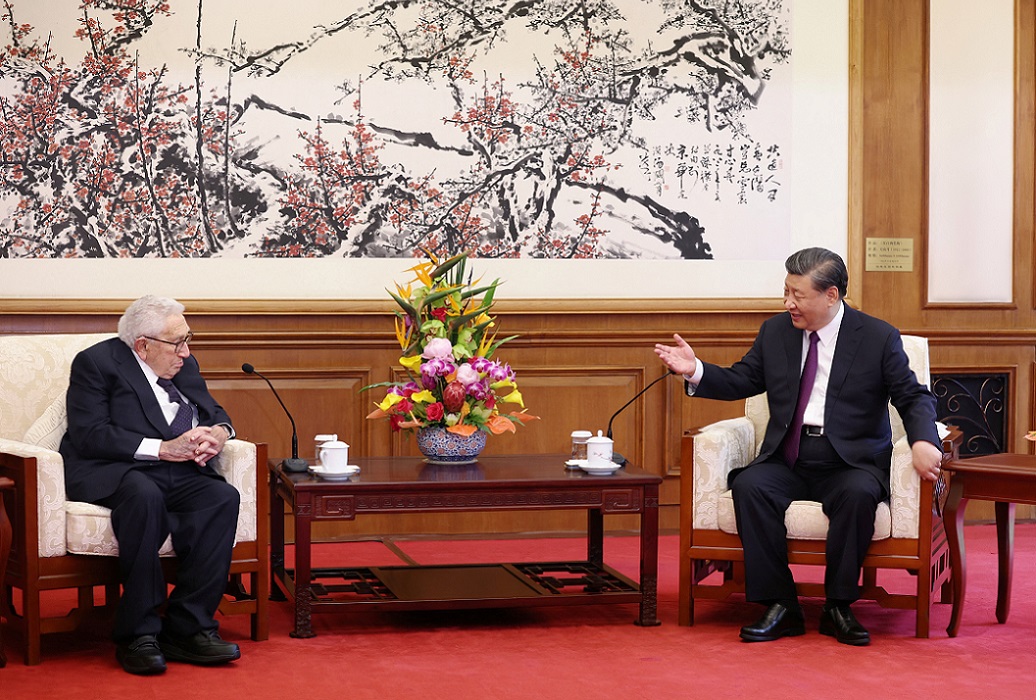 Kissinger visiting president Xi