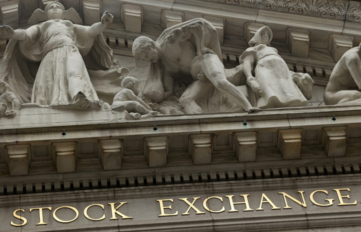 The battle for the Artificial Intelligence market has hit the Wall Street stock market