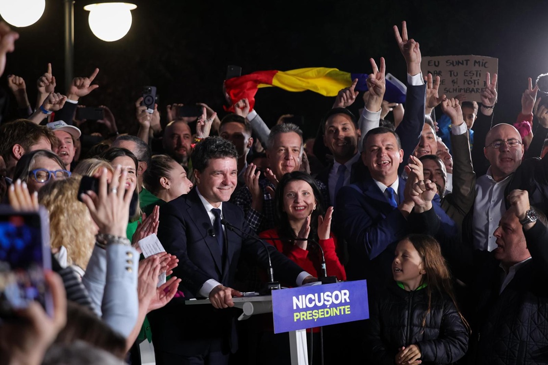 Pro-European Nicușor Dan elected president of Romania